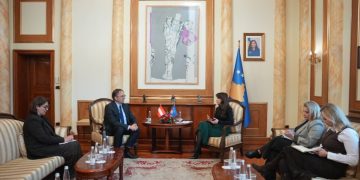 Ambasadori austriak shpreh ngushëllime për vdekjen tr@gjike të kosovarëve në Vjenë