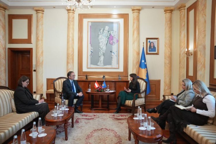 Ambasadori austriak shpreh ngushëllime për vdekjen tr@gjike të kosovarëve në Vjenë