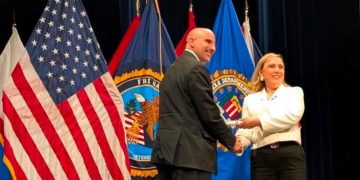 Majorja kosovare, Vjollca Hoti nderohet nga FBI