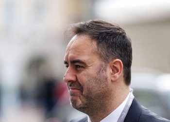 Në prag të ndeshjes historike, Glauk Konjufca iu shkon në vizitë “Dardanëve”
