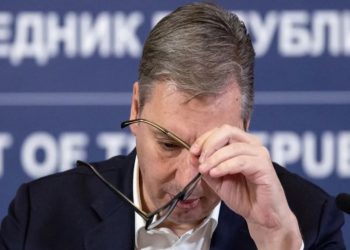 Analiza e DW: Lëkundjet e Vuçiqit në politikën e jashtme