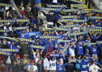 FFK thirrje tifozëve: Respektoni himnin e kundërshtarit dhe mos e ndalni këngën me të filluar loja