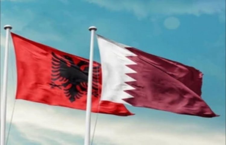 Ambasada në Katar thirrje shqiptarëve: Zbatoni me përpikëri udhëzimet