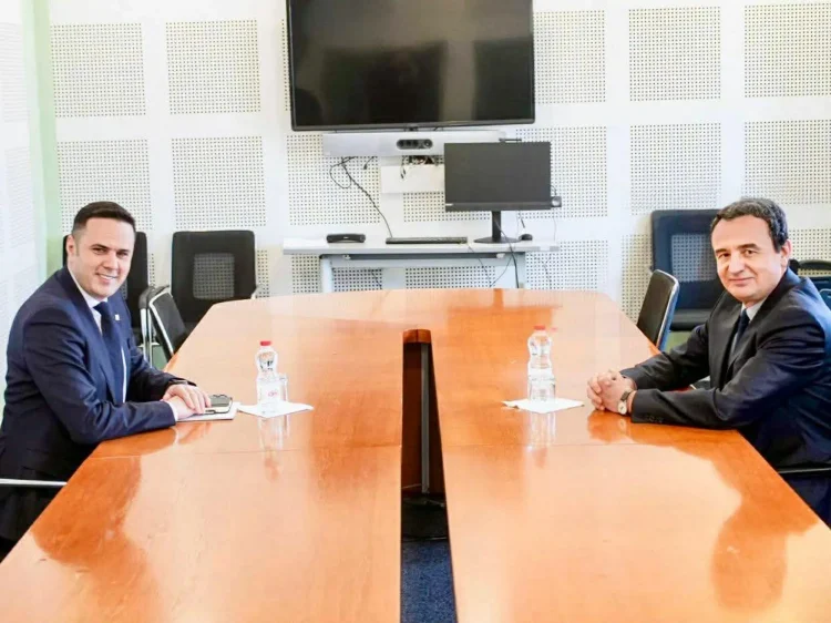 Kurti e Abdixhiku takohen edhe sot për presidentin