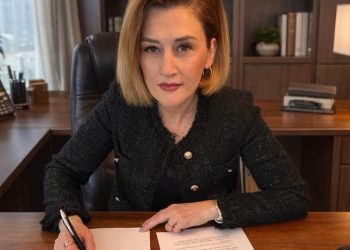Kusari-Lila nënshkruan vendim për caktimin e çmimeve të naftës pas rritjes nga ngjarjet në Lindjen e Mesme