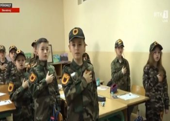 Ora e parë mësimore në shkollat e Kosovës i kushtohet `Epopesë së UÇK-së`