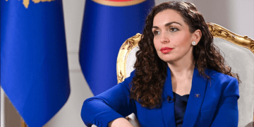 Zgjedhje të drejtpërdrejta për president, Vjosa Osmani procedon në Kuvend amendamentet