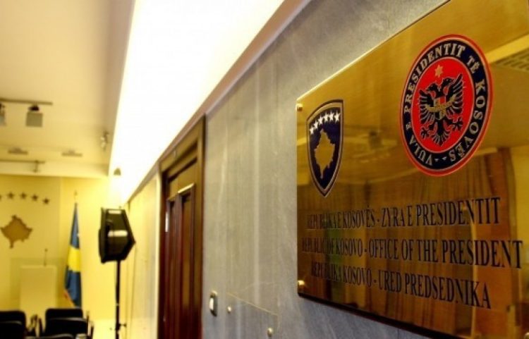 Presidentja fton në takim përfaqësuesit e partive në orën 13:00