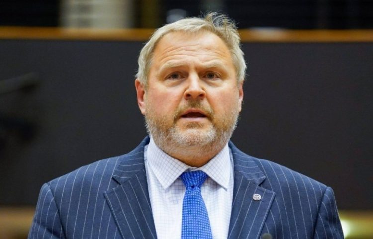 Eurodeputeti Terras i zhgënjyer me dështimin e zgjedhjes së presidentit