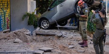 Breshëri raketash iraniane godasin Izraelin qendror