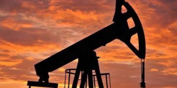 Bien çmimet e naftës pasi Trumpi paralajmëroi Iranin për Ngushticën e Hormuzit