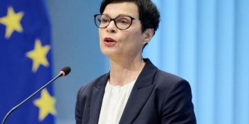 Marta Kos shtyn vizitën në Kosovë për shkak të zhvillimeve politike