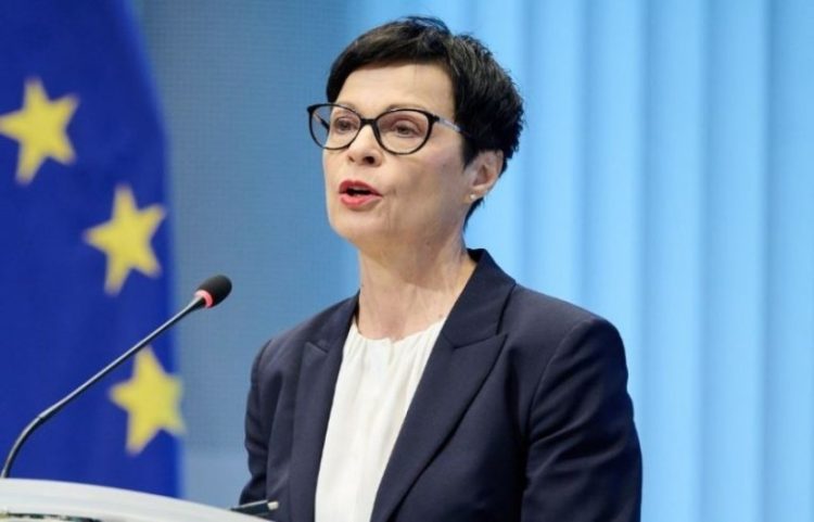 Marta Kos shtyn vizitën në Kosovë për shkak të zhvillimeve politike