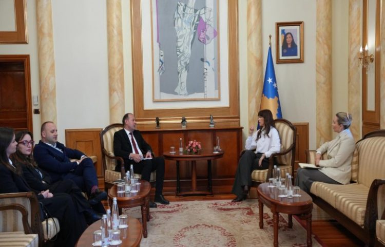 Haxhiu takon Buleshkajn, flasin për raportin e buxhetin e APK-së