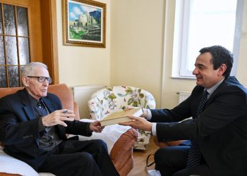 Kurti: Lufta çlirimtare e Kosovës, rezultat i sakrificës së shumë brezave