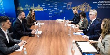 Takohen Krasniqi e McGurk, flasin për qeverisjen lokale në Kosovë