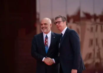 Rama mesazh Vuçiqit: Nëse Kosova preket, preket edhe Shqipëria