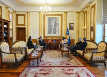 Haxhiu takon ambasadorin zviceran, theksohet bashkëpunimi Kosovë-Zvicër