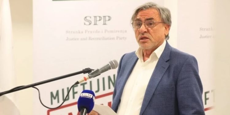 Dimić kritikon Vuçiqin: Serbët e Kosovës u sollën në “kontejner” nga politika e Beogradit