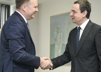 Sorensen sot pritet nga Kurti, në prag të fillimit të zbatimit të plotë të Ligjit për të huajt