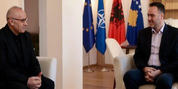 Ademi takohet me Konjufcën, flasin për ndeshjen Sllovaki-Kosovë