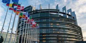 KE konfirmon heqjen e të gjitha masave ndaj Kosovës