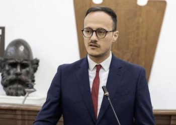 Hyseni: Stërvitjet ushtarake të Serbisë pranë kufirit janë provokuese