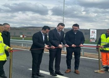 Përurohet segmenti me katër korsi Prishtinë-Vushtrri, investim 25 milionë €