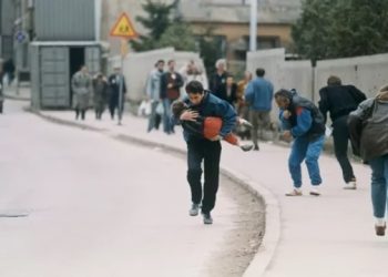 “Snajperët e Sarajevës”, Der Spiegel përmend Aleksandar Vuçiqin e Jovica Stanishiqin