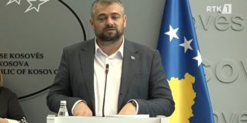 Hoti sqaron bartjen e zyrave për vlerat e luftës dhe rastin e fëmijës 5-vje