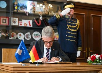 Rudolph: Kosovës i duhen institucione stabile për agjendën evropiane