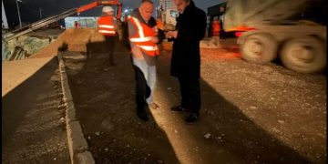 Rama për shembjen e rrugës: Kemi pezulluar nga puna inspektorët, Prokuroria të nisë hetimet