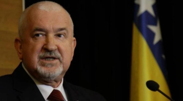 Ceriç: Kosova shembull për riatdhesimin e boshnjakëve, Bosnja nuk ia doli