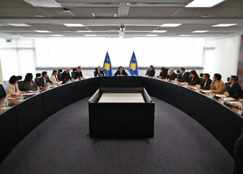 Kurti priti në takim drejtues dhe përfaqësues të organizatave ndërkombëtare të gazetarëve dhe mediave