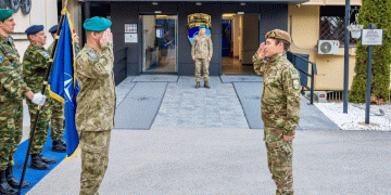 Komandanti i KFOR-it takon zëvendëskomandantin e Korpusit të NATO-s në Itali, në fokus siguria rajonale