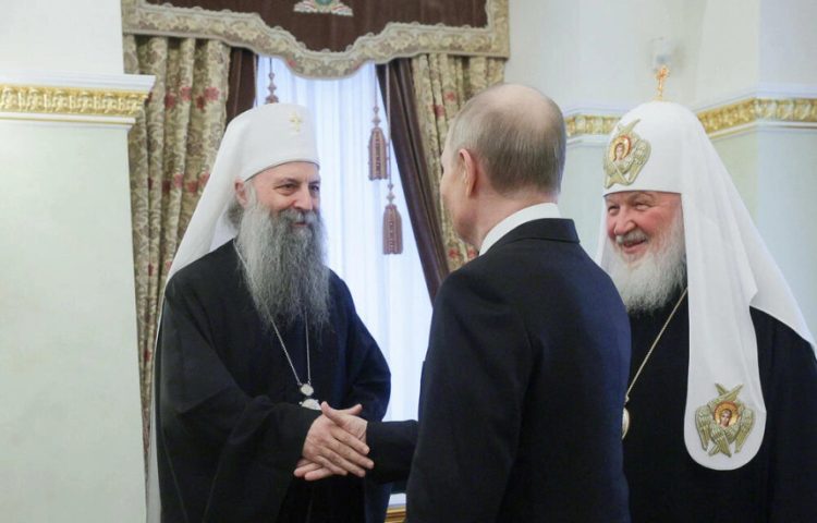 Patriarku serb letër propaganduese Papës, Putinit e Trumpit: Ndaleni Ligjin për të huajt në Kosovë