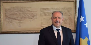 Gjykata hedh poshtë aktakuzën ndaj Fikrim Damkës për keqpërdorim të detyrës zyrtare