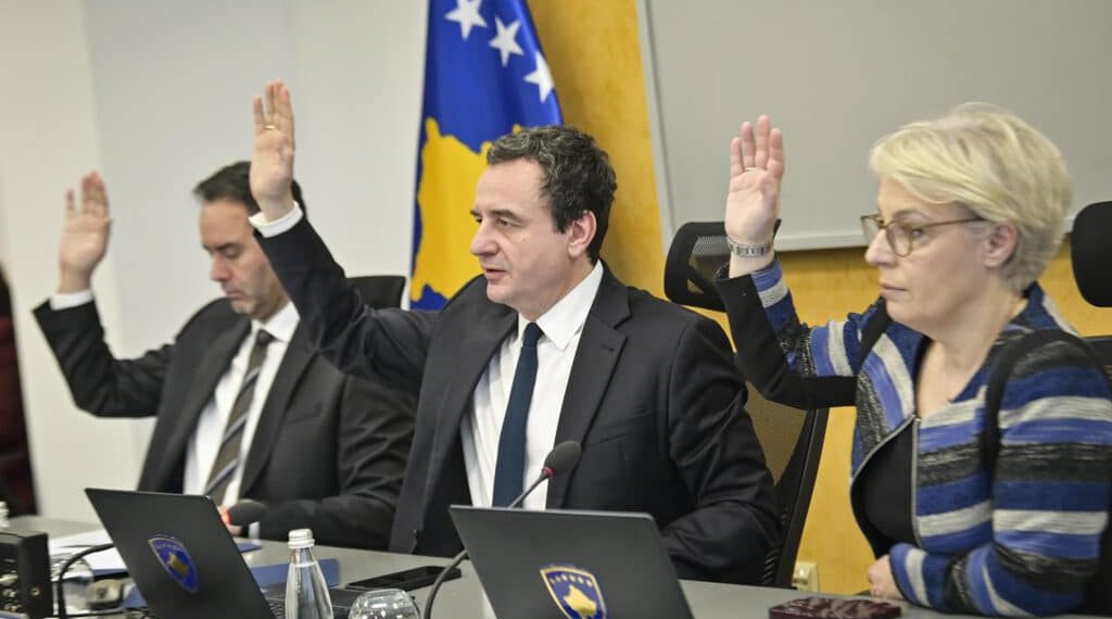 Qeveria miraton disa projektligje