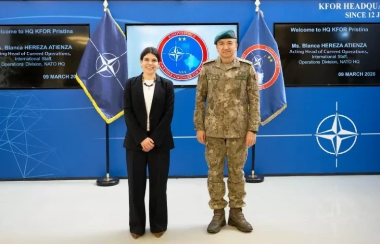 Ulutash pret në Prishtinë zyrtaren e NATO-s, diskutojnë për situatën e sigurisë