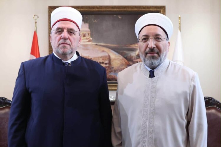 Tërnava takohet me Kryetarin e Dijanetit të Turqisë, flasin për përshpejtim të punimeve për ndërtimin e Xhamisë Qendrore