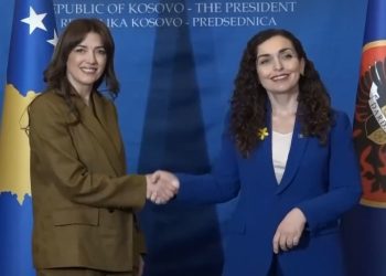 Haxhiu zotohet të veprojë në përputhje me Kushtetutën si u.d. e presidentes