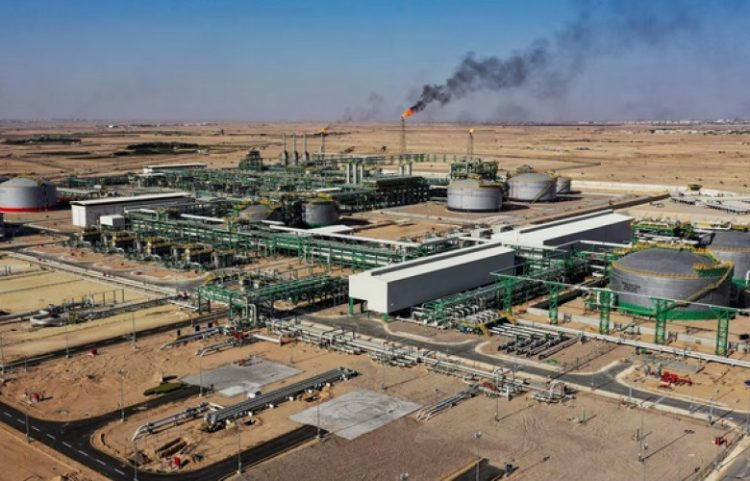 Bllokada në Hormuz, prodhimi i OPEC-ut pëson rënie prej 27% gjatë marsit