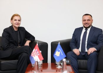 Maqedonci me Barisiq, diskutojnë për rritjen e kapaciteteve të mbrojtjes