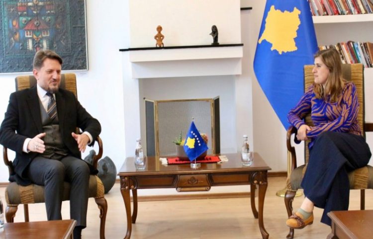 Bashkëpunimi në trashëgiminë kulturore islame, Bogujevci takon kryeimamin