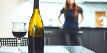 Tradhtia, al*kooli e dr*oga – shkaktarët kryesorë të divorceve, 137 raste për një mua