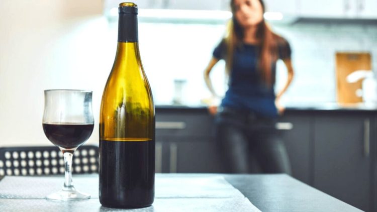 Tradhtia, al*kooli e dr*oga – shkaktarët kryesorë të divorceve, 137 raste për një mua