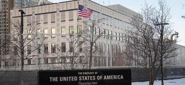 Jep dorëheqje ambasadorja e ShBA-së në Ukrainë