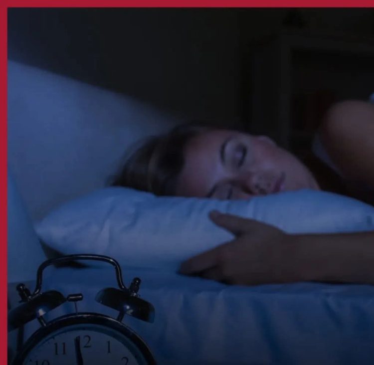 SONDAZH: Kosovarët flenë mesatarisht 7.5 orë në natë