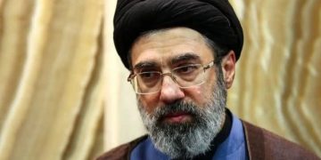 Vjen mesazhi Khameneit pas ultimatumit të Trump: Vr@sjet dhe kr*imet nuk do dëmtojnë Iranin