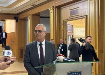 “Zv/kryeministër dhe 4 ministri”, Deputeti i VV zbulon ofertën e Kurtit për Abdixhikun